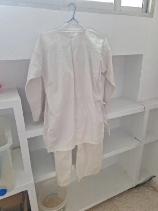 Kimono Decathlon Outshock 140cm Blanco