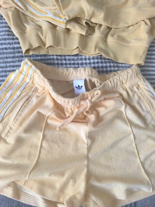 Conjunto Adidas Amarillo