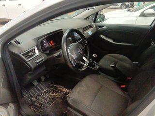 Renault Clio - Desde 200€ al mes ¡sin entrada!