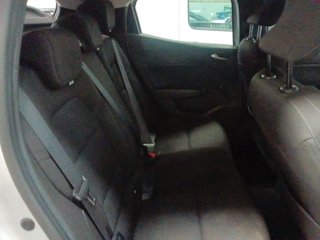 Renault Clio - Desde 200€ al mes ¡sin entrada!