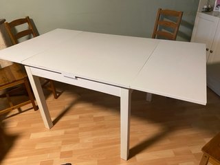 Mesa extensible cuadrada IKEA BJURSTA