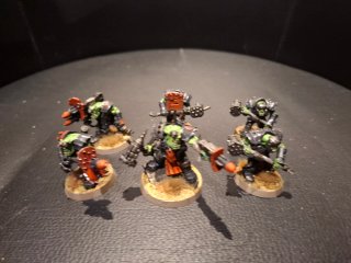 Warhammer Armageddon Orkos con extras