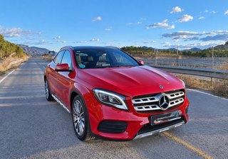 Mercedes-Benz GLA AMG 7G Techo nacional impecable