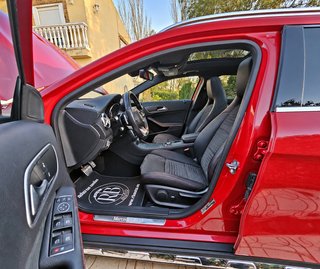 Mercedes-Benz GLA AMG 7G Techo nacional impecable
