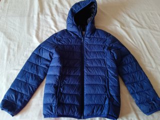 Abrigo acolchado niño azul