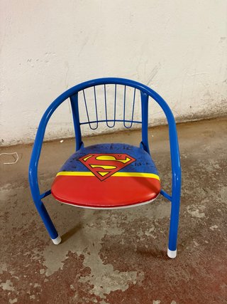 Silla infantil azul Superman