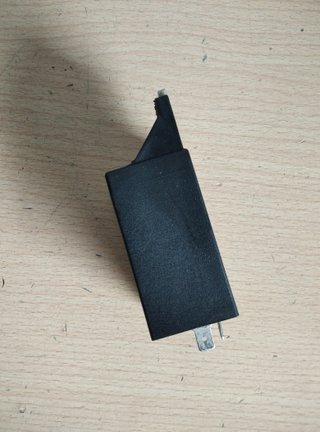 Regulador intermitentes Derbi Variant