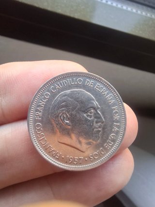 5 Ptas 1957 * 75
