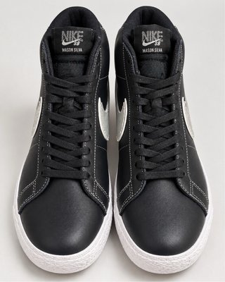 Nike Blazer Mid Negro/Plata