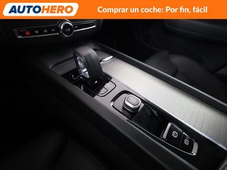 Volvo XC60 2.0 B4 Mild-Hybrid Plus Dark AWD