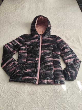 Only Anorak/Chubasquero talla M.