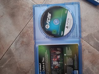 Call of Duty: Black Ops 7 (PS5) y fifa 25 sin usar