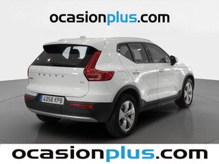 Volvo XC40 T4 Momentum Auto 140 kW (190 CV)