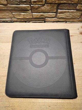 Ultra Pro 15774 Álbum Pokémon TCG Pikachu