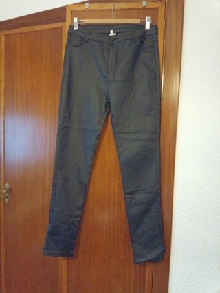 Pantalones polipiel