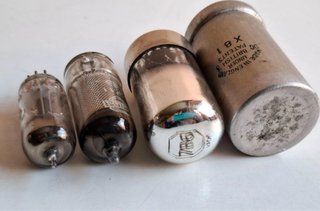 Lote 4 válvulas antiguas de radio Mullard Brimar
