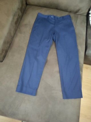 Traje azul marino y camisa Álvaro Moreno