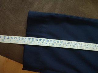 Traje azul marino y camisa Álvaro Moreno