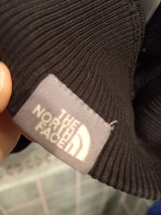 Sudadera The North Face Negra con Capucha