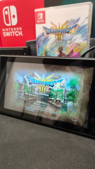 Nintendo Switch + Dragon Quest III HD-2D