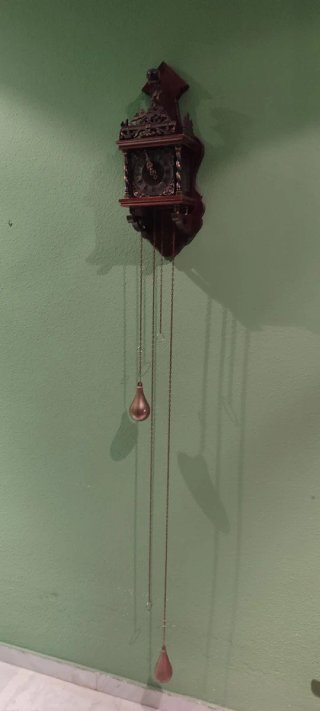 Reloj de pared antiguo