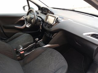 Peugeot 2008 2015