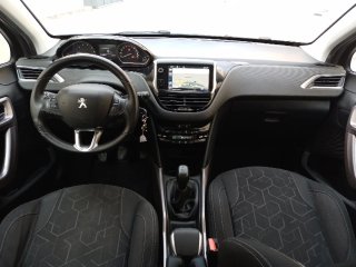 Peugeot 2008 2015