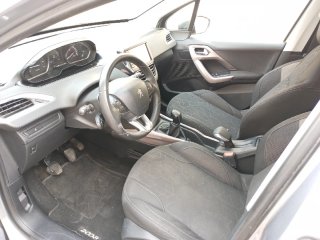 Peugeot 2008 2015