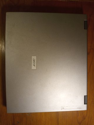 Ordenador portátil Acer Travelmate 292LCi y maleta