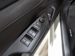 Honda Civic 1.0 I-VTEC TURBO ELEGANCE NAV