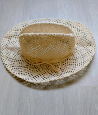 Sombrero precioso y ligero
