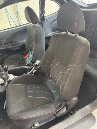 Hyundai Coupe 2001