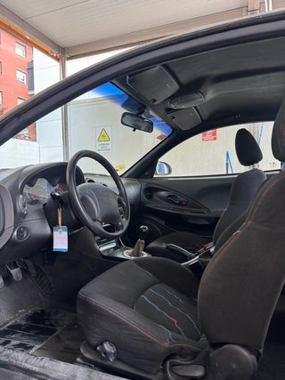 Hyundai Coupe 2001