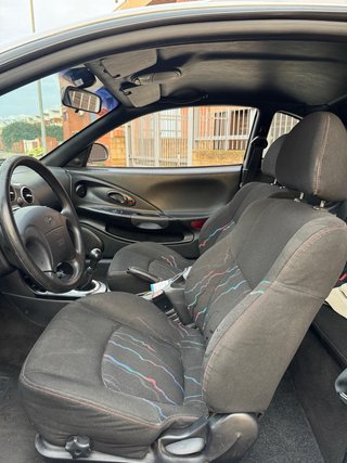 Hyundai Coupe 2001