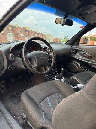 Hyundai Coupe 2001