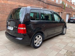 Vw Touran 2.0 TDi 140 “Etiqueta B/Revisada”