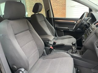 Vw Touran 2.0 TDi 140 “Etiqueta B/Revisada”