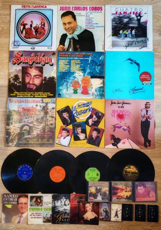 Lote discos de vinilo CDs cintas de cassette