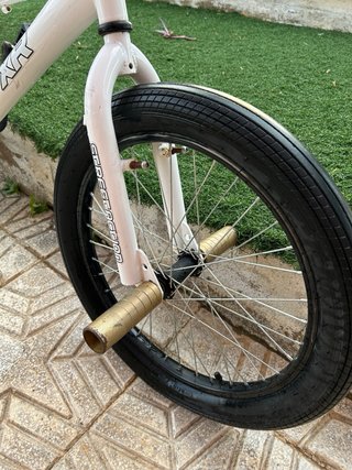 Bicicleta BMX Blanca