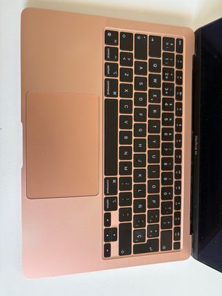 MacBook Air M1 13” 8GB RAM 256GB SSD
