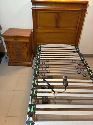 Cama Articulada Eléctrica con Cabecero