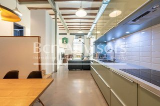 Piso en venta en El Raval en Barcelona