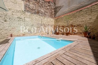 Piso en venta en El Raval en Barcelona