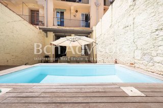 Piso en venta en El Raval en Barcelona