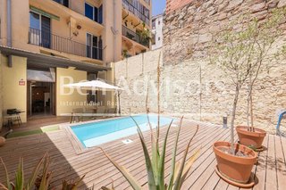 Piso en venta en El Raval en Barcelona