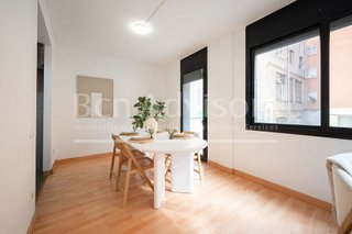 Casa adosada en venta en El Camp d'en Grassot i Gràcia Nova en Barcelona