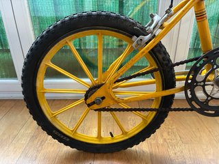 Bicicleta Rabasa Trial Amarilla.
