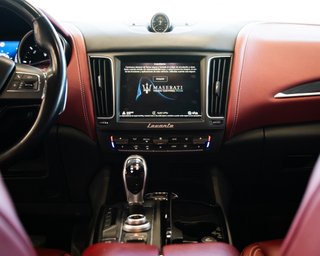 Maserati Levante V6 275 HP D AWD GranLusso
