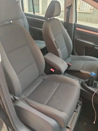 Volkswagen Touran 2011