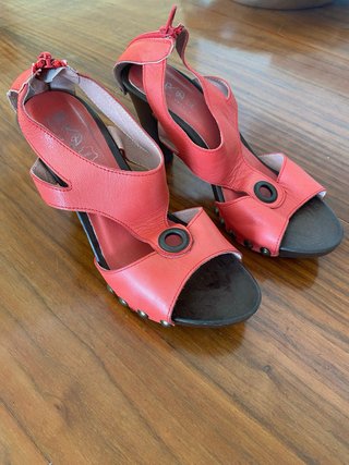 Sandalias Kanna Piel Coral T37